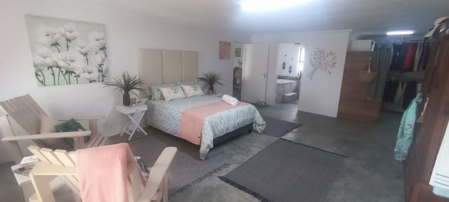 7 Bedroom Property for Sale in Jacobsbaai Western Cape